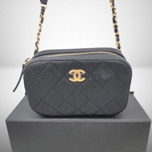 Chanel Stunning Authentic Caviar Quilted Waist Bag Black - New - Never Worn - Picture 3 of 16